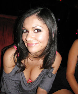 18 tear old schoolgirl Tiff Bannister takes selfies while disrobing in bedroom